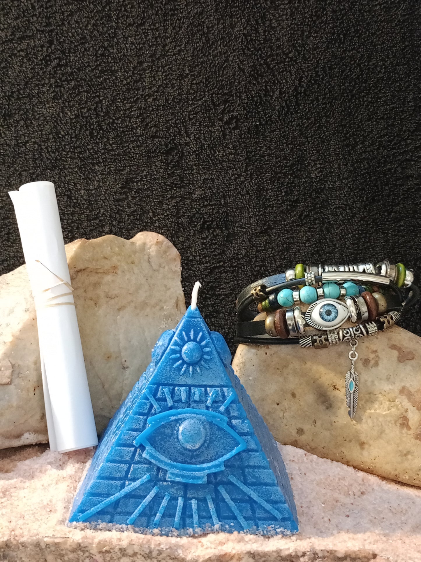 VELA PIRAMIDE OJO QUE TODO LO VE azul+oración y brazalete (consagrado)